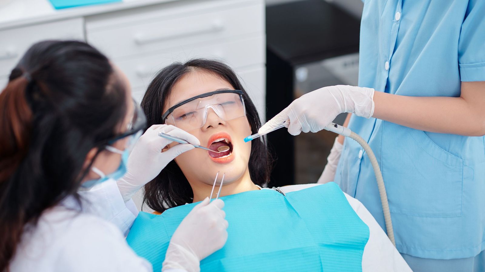 How to a Dental Assistant A Quick Guide